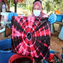 Ikat_Celup12.jpg
